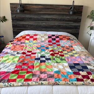 Vintage/Antique vibrant patchwork quilt classic hand-stitched "scrappy" quilt
